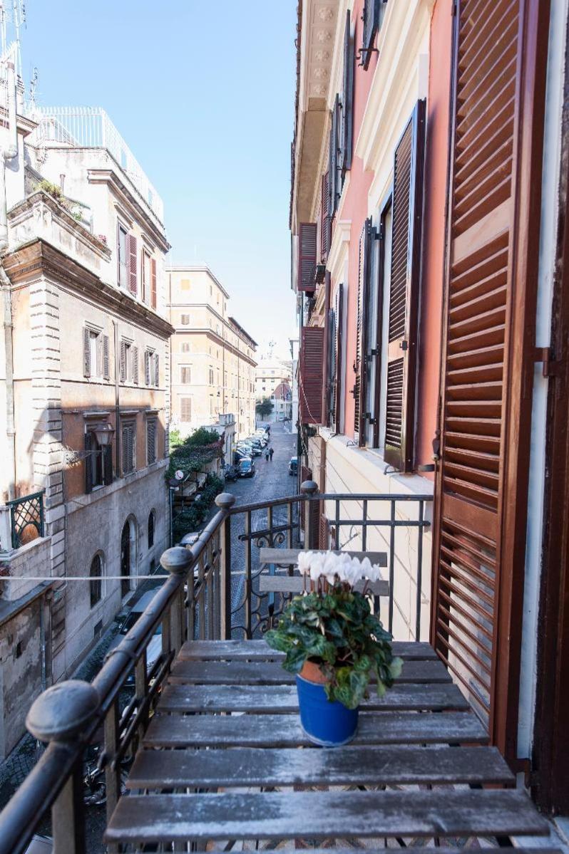 Flatinrome Trastevere Complex Apartment Rom