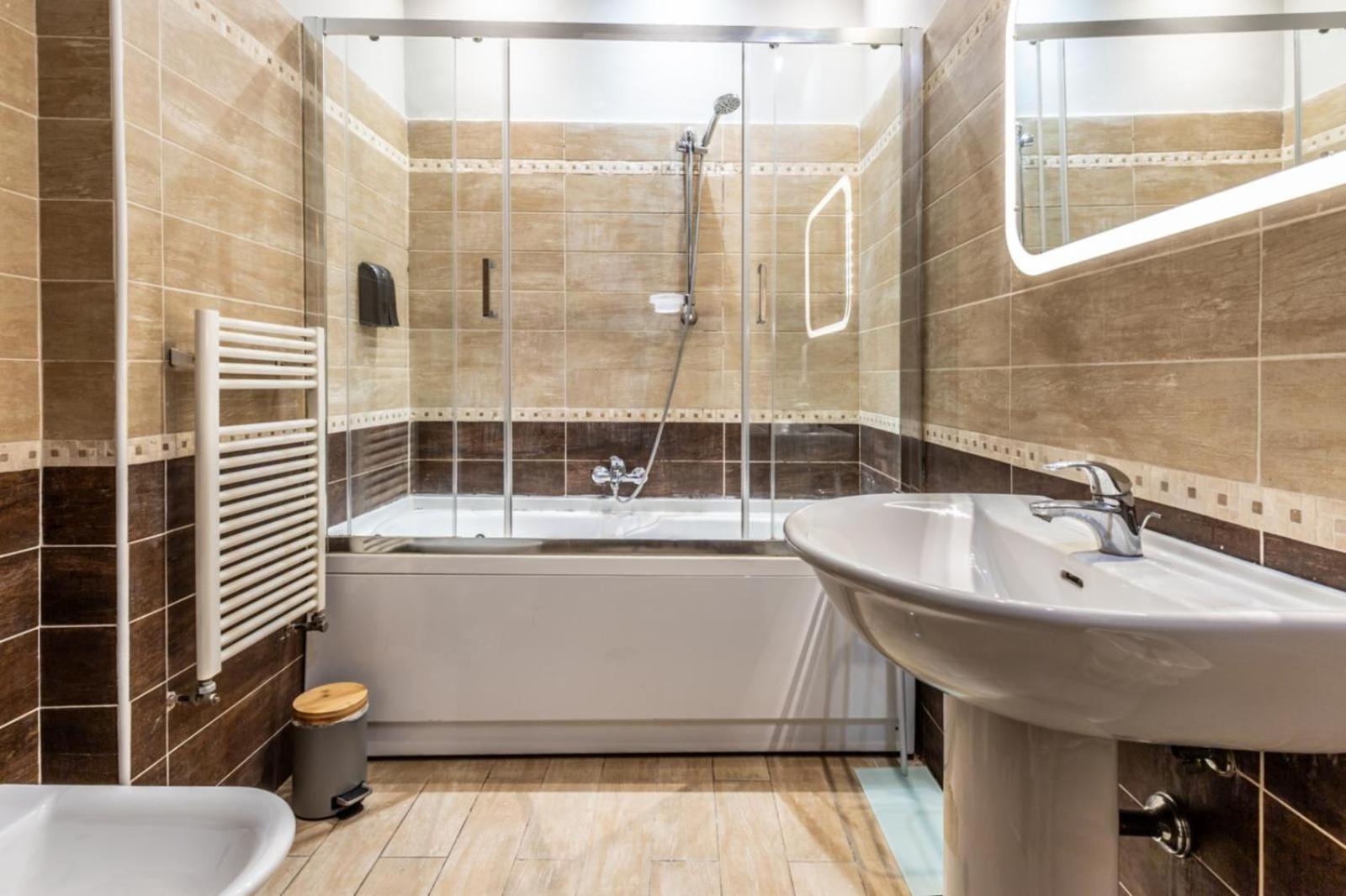 Flatinrome Trastevere Complex Apartment Rom